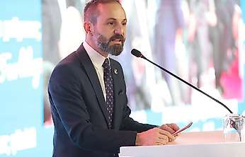Yeniden Refah Partisi İl Başkanı Özcan, 'Cumhuriyetimizin 103'üncü yılını büyük bir coşkuyla kutluyoruz'